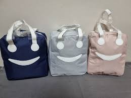 Smiley Lunch Bags for All Ages | Fun & Versatile Insulated Bags