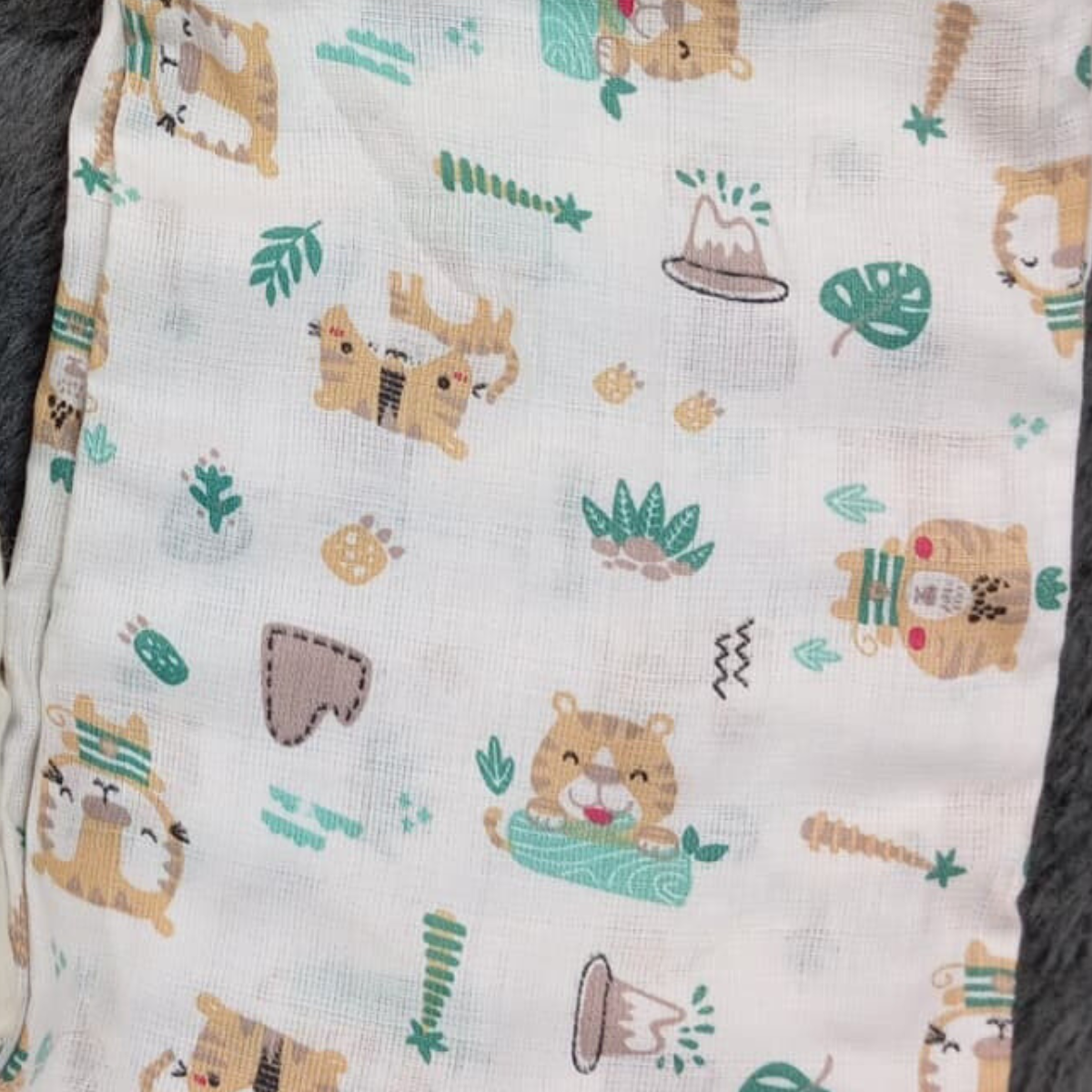 Airplane Tiger Honey Bee Organic Cotton Baby Swaddle Blanket – 42x42 inches Set of 3