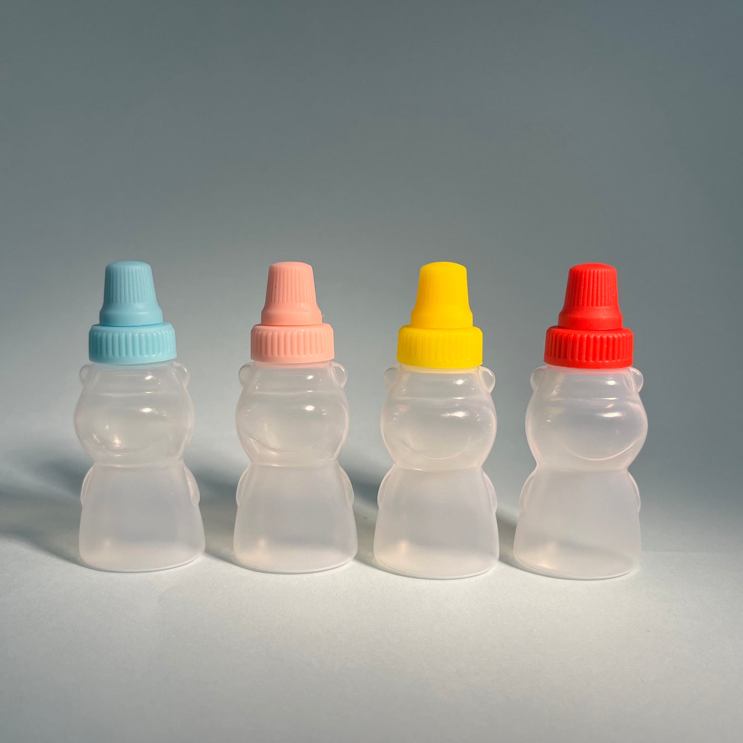 Mini Ketchup Squeeze Bottles – 4-Pack with Funnel for Kids’ Fun & Mess-Free Cooking