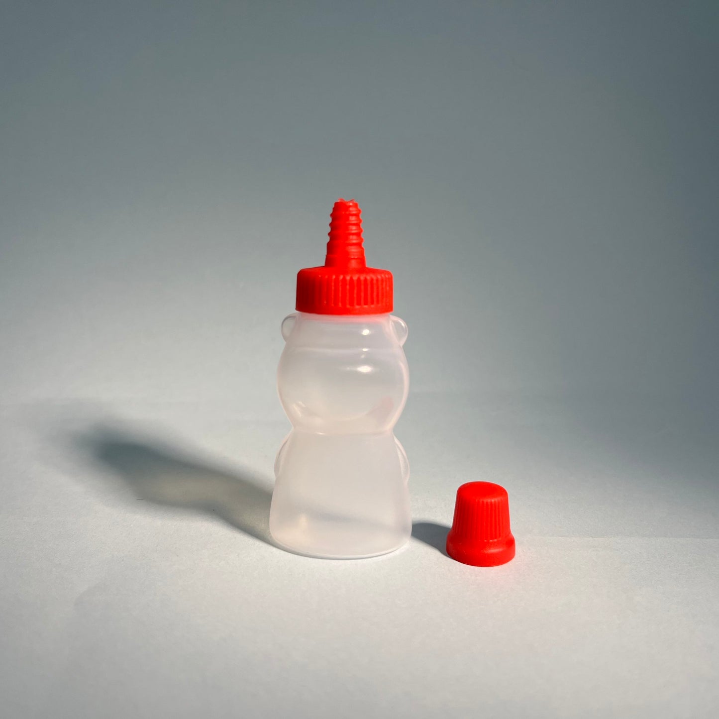Mini Ketchup Squeeze Bottles – 4-Pack with Funnel for Kids’ Fun & Mess-Free Cooking