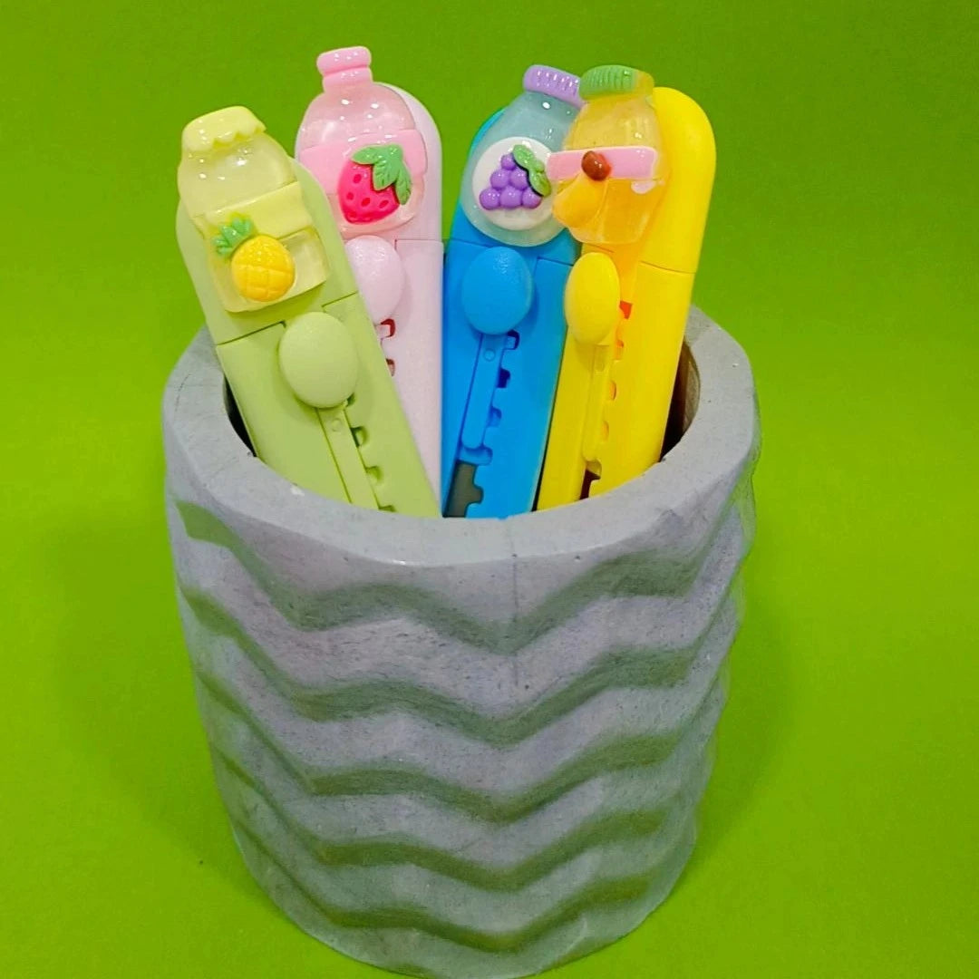 Quirky Craft Cutter Knife – Retractable for Kids & Adults