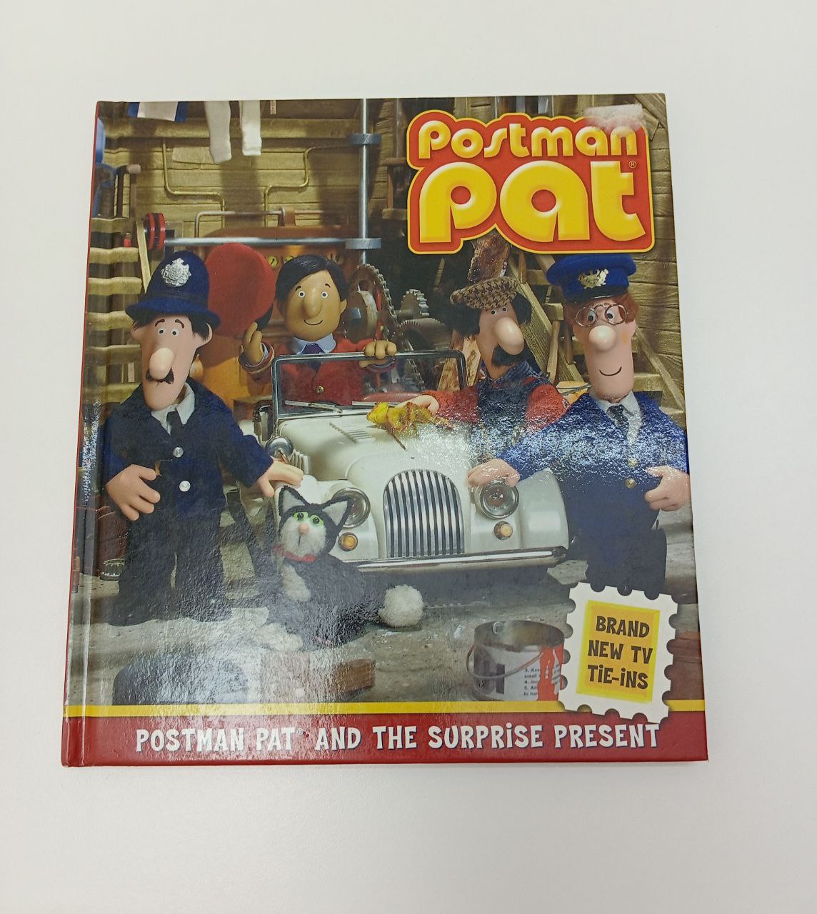 Pre-Loved Book – Postman Pat and the Surprise Present