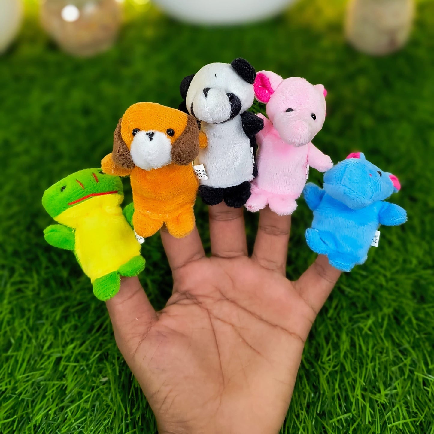 Animal Finger Puppets Set: Soft Plush Velvet Finger Puppet Toys for Kids - 5 Mini Plush Figures for Playtime, Shows & Party Favors