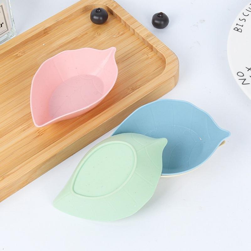 Ceramic Leaf Saucer Set – 4 Mini Bowls for Sushi, Ketchup, Chutney & Condiments