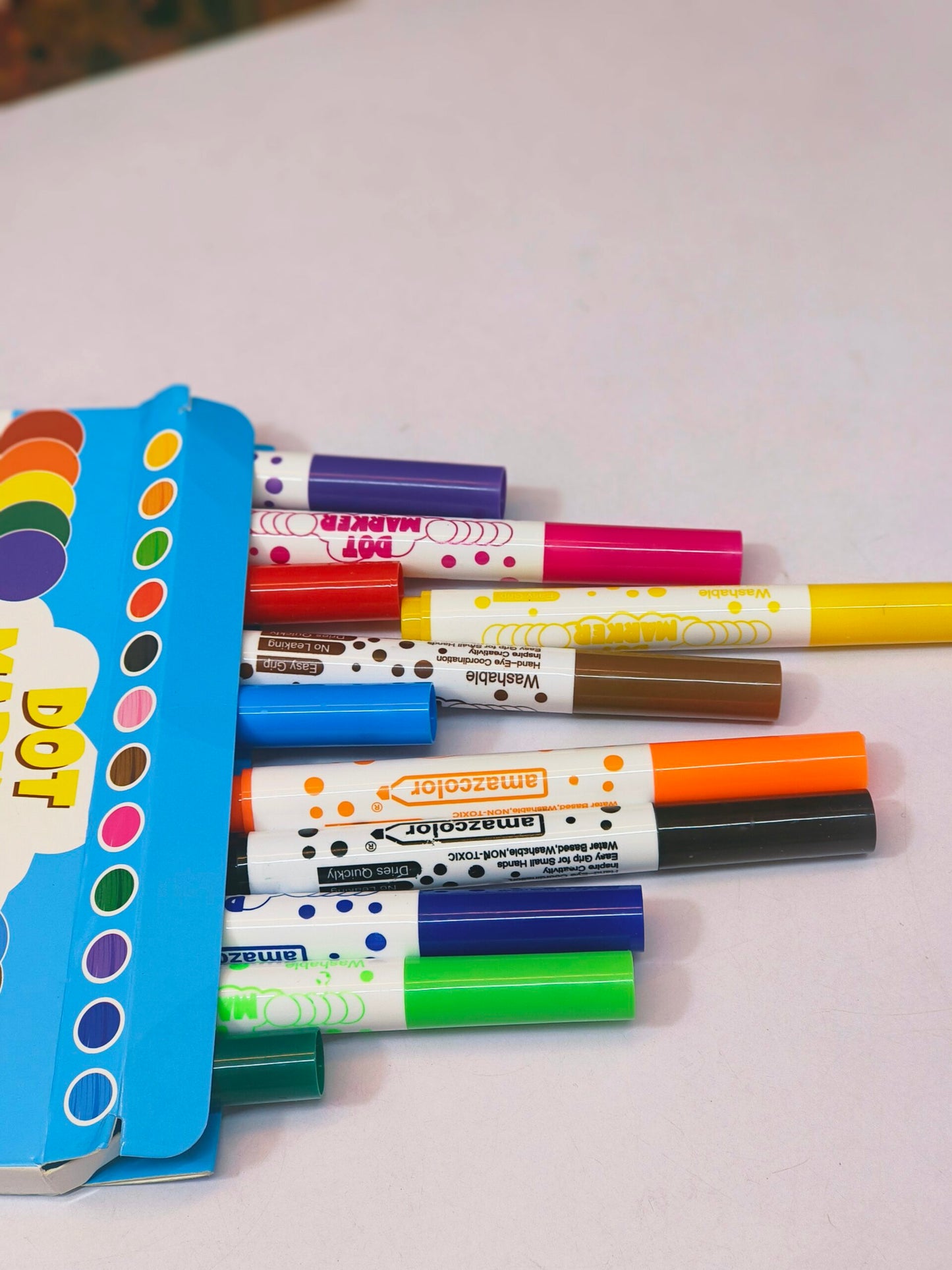12-Color Dot Washable Markers Set – Non-Toxic, Acid-Free Art Tools for Kids