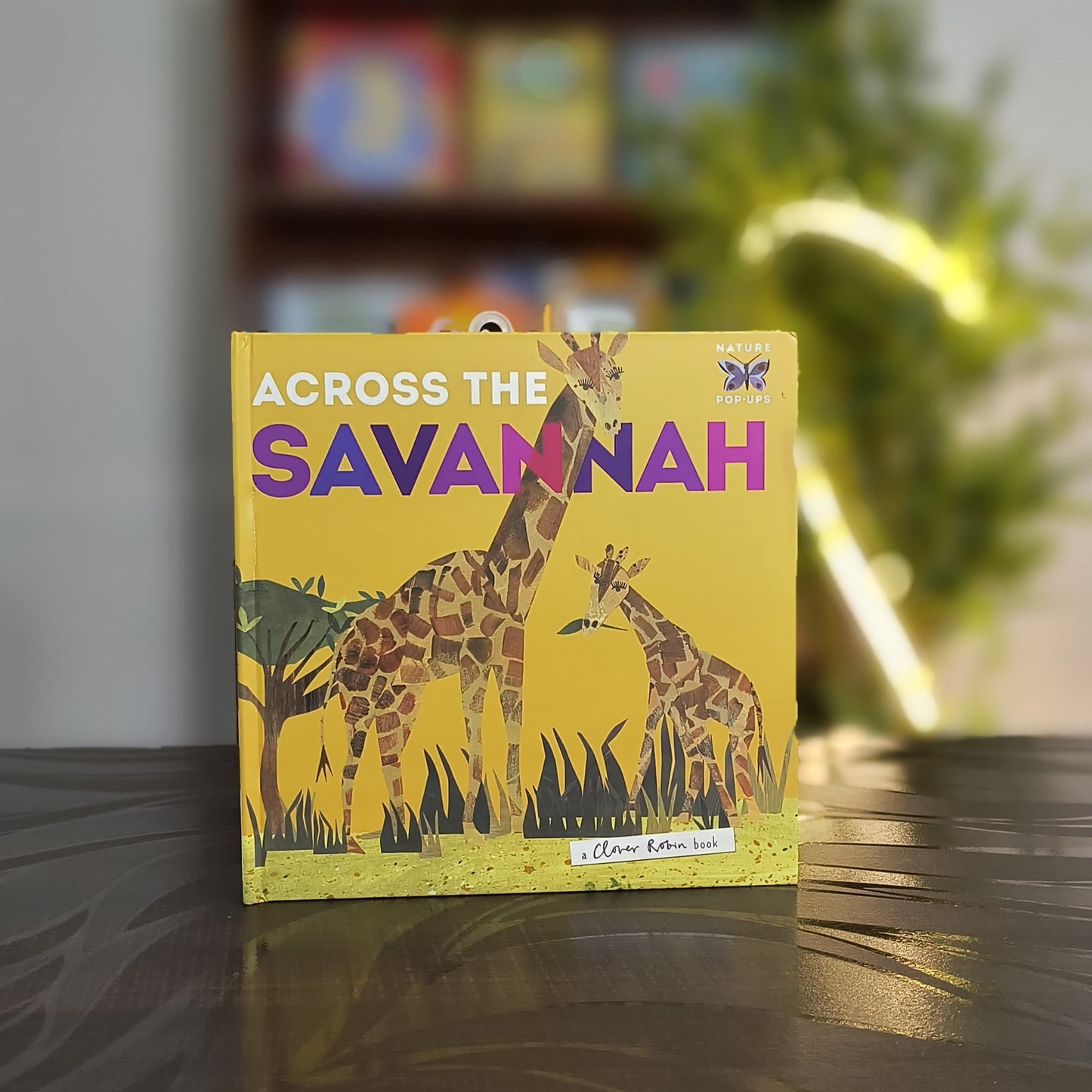 Across the Savannah: Nature Pop-ups