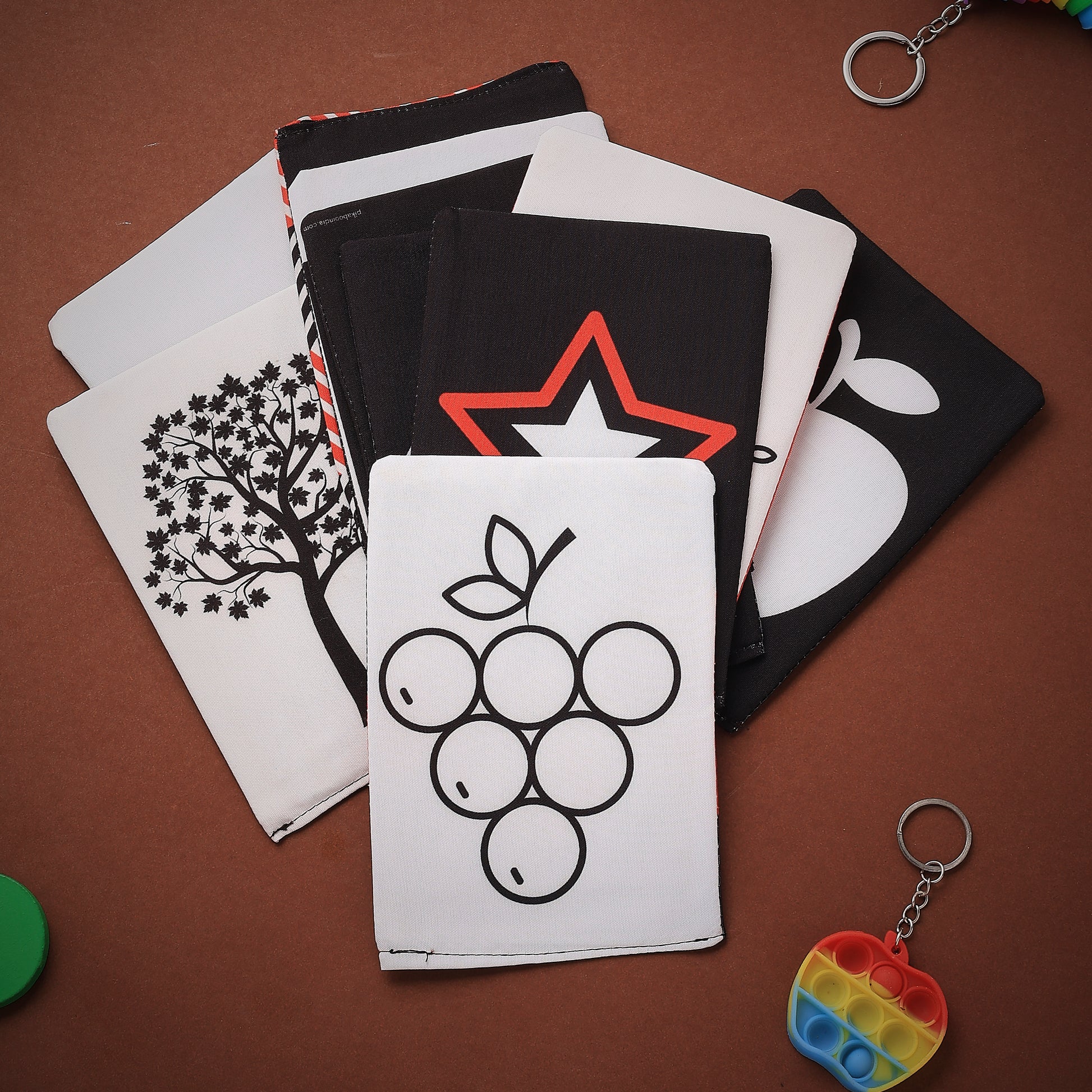 Black & White Cloth Flash Cards | Early Learning & Brain Fun