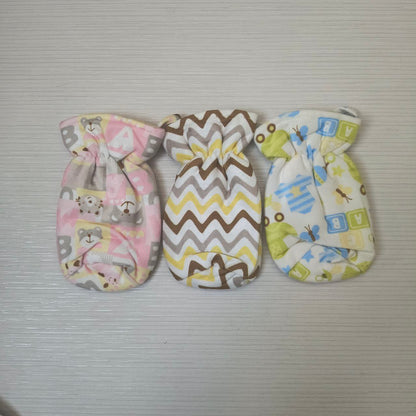 Wide Neck Bottle Cover - Easy Grip, Insulated Material for Maximum Convenience  (Any One ) (Copy)