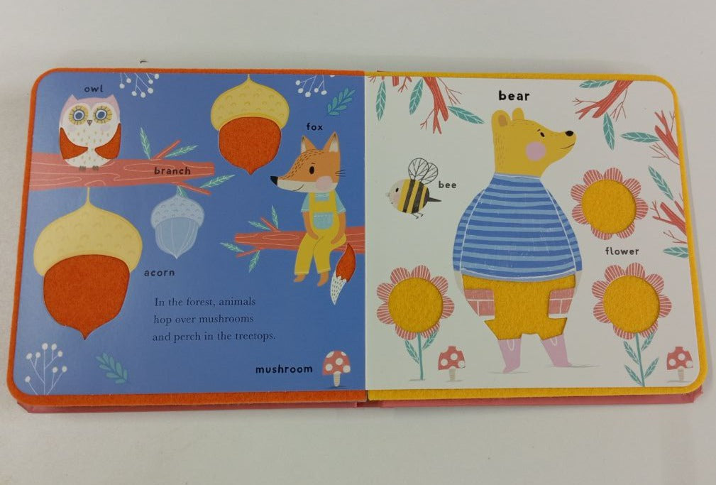 Soft to Touch Words: Wild Animals Board book