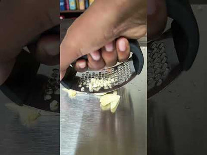 Garlic Press | Effortless Crushing for Flavorful Cooking